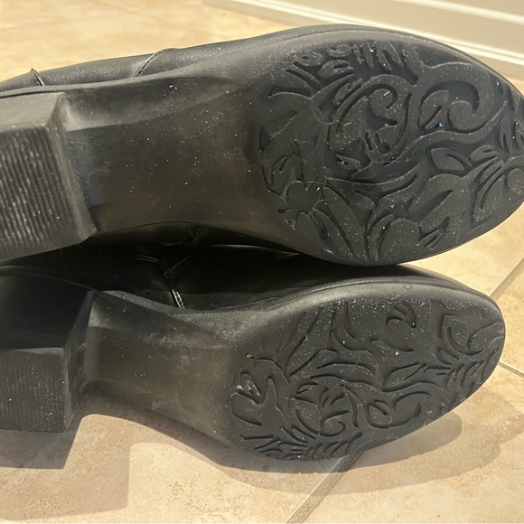 Women’s Henri Pierre black boots - Picture 10 of 16